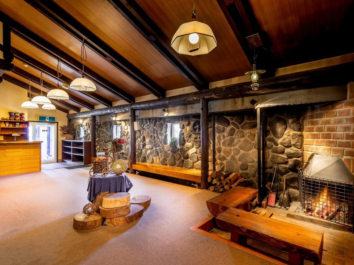 Community House Tyrolien Hotell Hakuba Eksteriør bilde